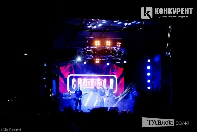 Хедлайнерами вечора стали гурт «Скрябін»…