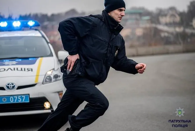 У Львові затриманий вкрав пістолет і ключ від райвідділу та втік