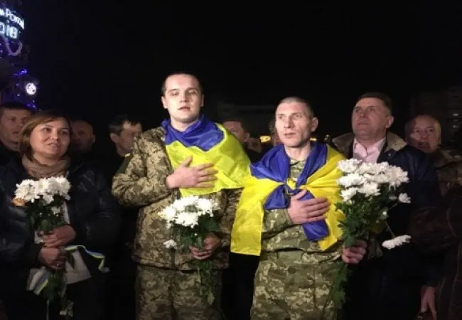Зв'язані руки, побої і останнє слово: волинянин розповів про полон (відео)