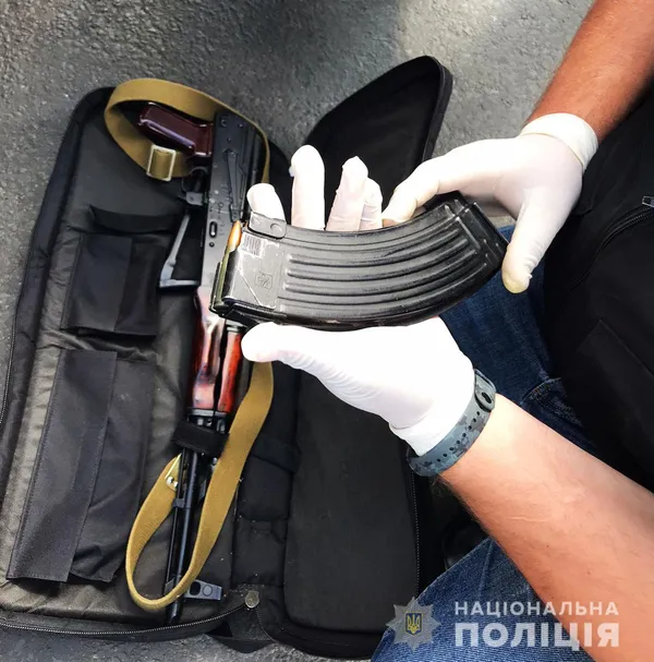 Хотіли вивезти силоміць: у Луцьку двоє киян вимагали неіснуючий борг у підприємця (фото, відео)