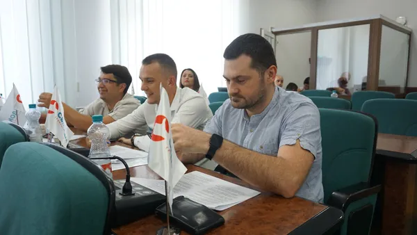 Будівлю колишнього кінотеатру «Зміна» у Луцьку капітально відремонтують боксери
