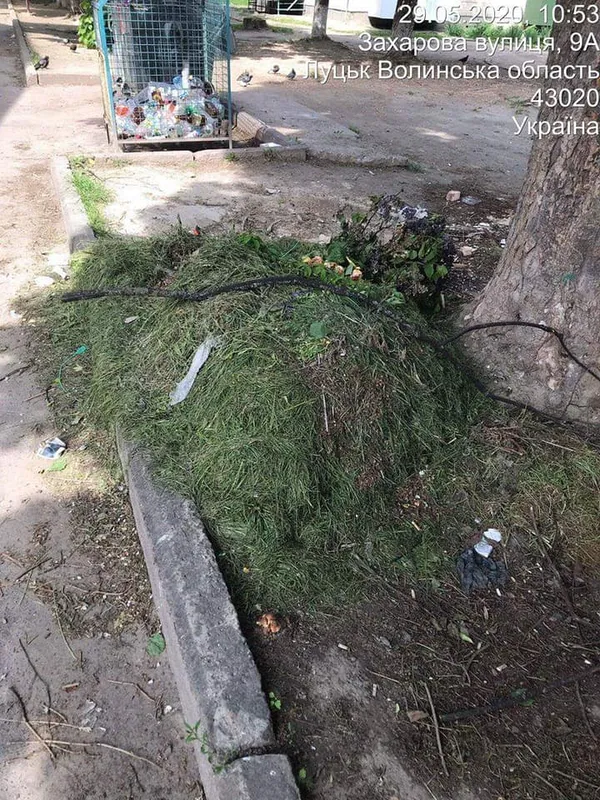 На вулицях Луцька – гори сміття (фото)