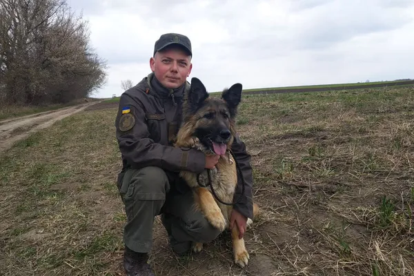 Маленького волинянина знайшли в очереті: слід взяв собака (фото, оновлено)