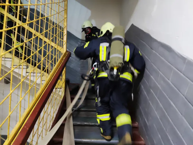 У Луцькому СІЗО вчились гасити пожежу та рятувати ув'язнених (фото)