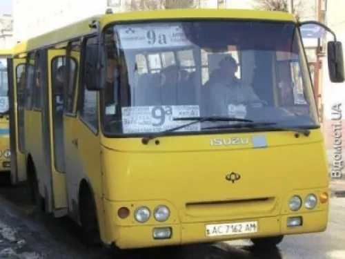 Бездіяльність управління транспорту Луцькради спричинило колапс, - лучанин