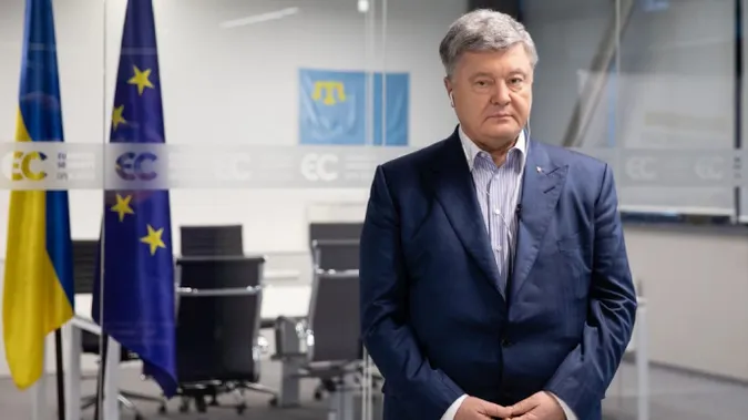 Порошенко намагався виїхати за кордон, його не пропустили