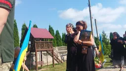 У Луцькому районі попрощалися із молодим воїном Владиславом Харитонюком (фото)