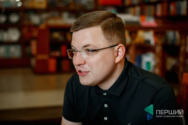 «Книги, як політики: обкладинка може бути гарна, а насправді порожняк», – Тарас Шкітер