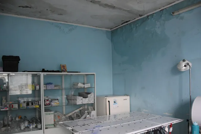 Дах на КП «Ласка» відремонтують (фото)