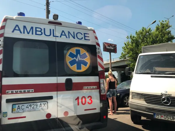 Аварія у Луцьку: зіткнулися два автомобілі (фото)