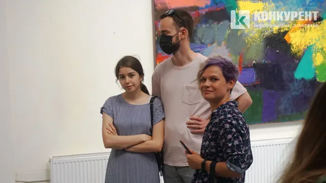 «Зробимо Лесю великою знову»: у Луцьку презентували художню виставку (фото, відео)