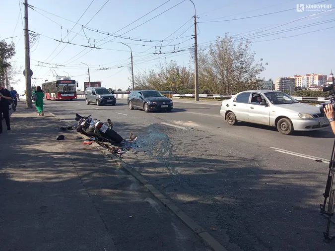 У Луцьку на Соборності – аварія: утворився величезний затор (фото, відео)