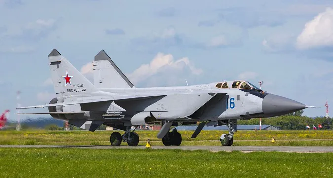 У Білорусь прибули три МіГ-31К – носії гіперзвукових «Кинджалів» (фото)