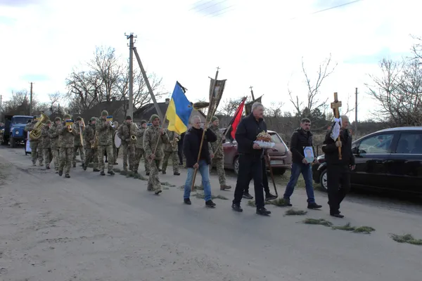 Півтора року без звістки: Рожищенська громада попрощалася з полеглим Валентином Волошиним (фото)