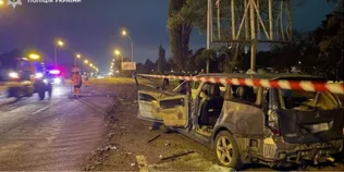 Київ пережив дві хвилі ударів балістикою: є жертва, влучання по мосту і метро