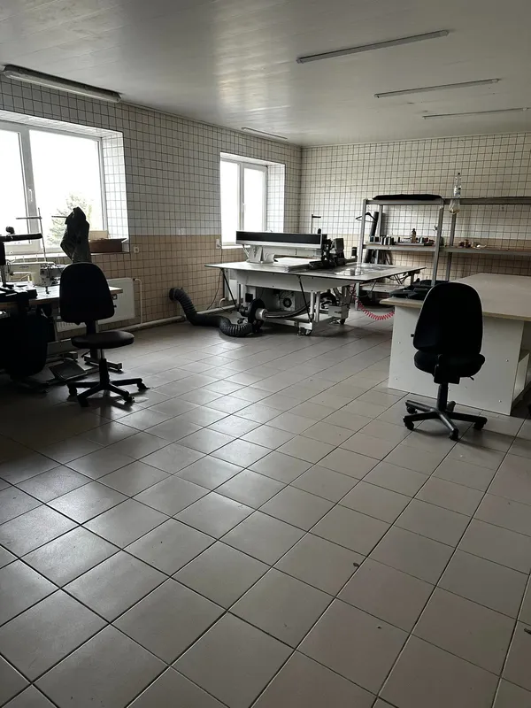 На Волині продають завод з виготовлення дитячих візочків (фото)
