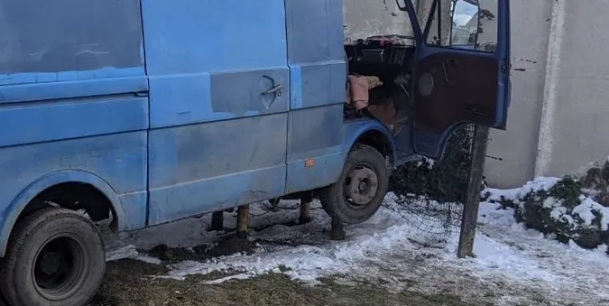 П'яний волинянин на бусі протаранив газопровід