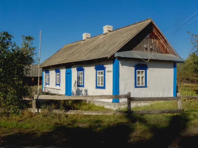 Простота, спокій, загадковість: осінь у селі на Волині (фото)