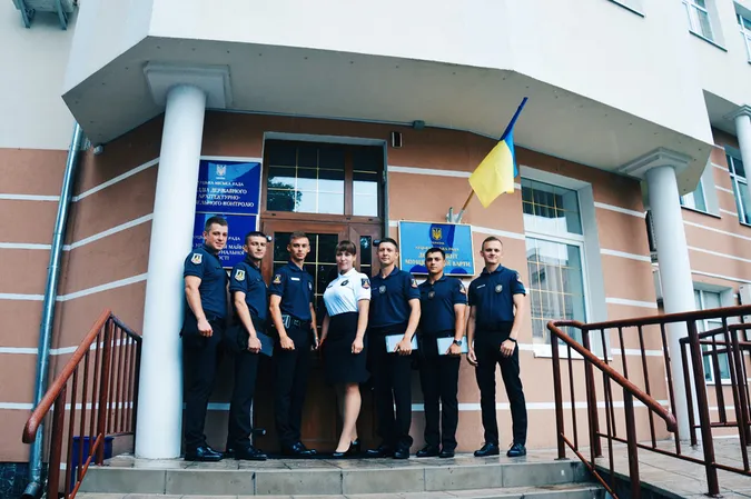 Оприлюднили, які зарплати у луцьких муніципалів
