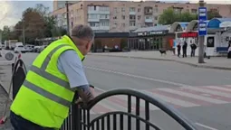 Приберуть перехід і посунуть зупинку: у Луцьку по-новому організують рух біля «Карамельки» (відео)
