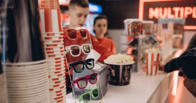 Дивись кіно і грай в Play Hall: у «Промені» стартувала акція
