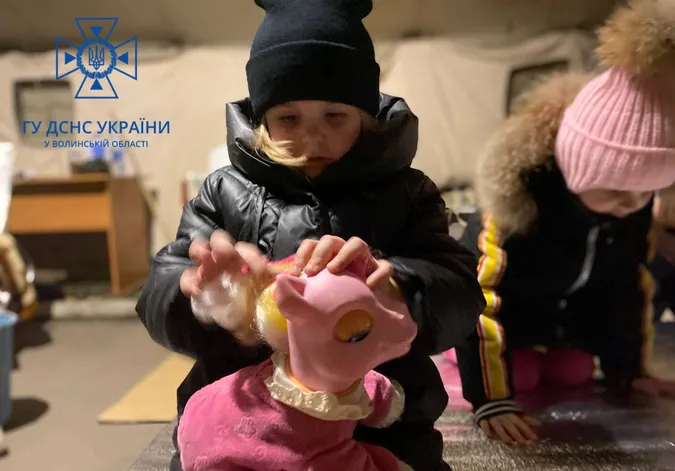У Луцьку до «пункту незламності» діти прийшли вчити уроки