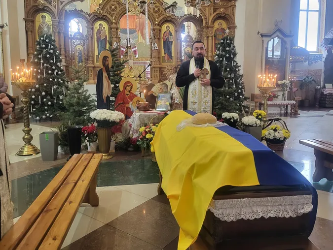 15 місяців вважався зниклим безвісти: на Волині провели в останню дорогу воїна Георгія Смаля