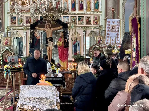 Назавжди 33: на Волині в останню дорогу провели захисника Сергія Ковальчука (фото)