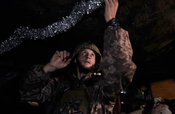 Різдво на передовій: як українські воїни готуються до святкувань під обстрілами (фото)