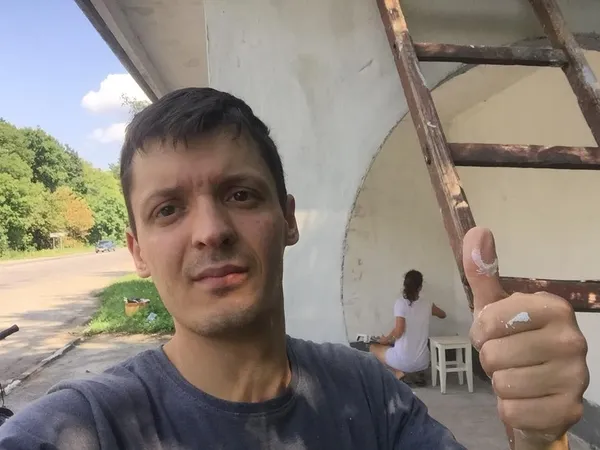 На Волині зупинку «одягнули» у вишиванку (фото) 
