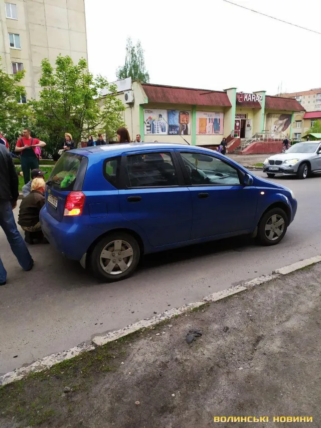 У Луцьку школярка потрапила під авто (фото)
