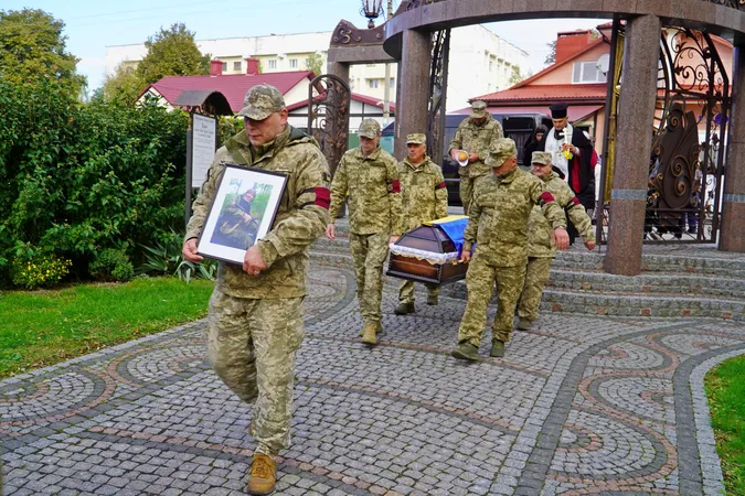 На Волині попрощалися із загиблим воїном Віталієм Кузьменком (фото)