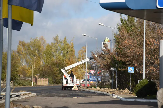 Капітальні ремонти по Луцьку: як уже виглядають дороги і прибудинкові території (фото)