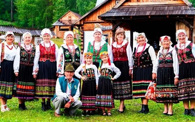 Вонуча, біціґлі, шмата, стрих, вишка, таця: що означають ці діалектизми південно-західного наріччя