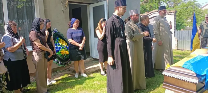 У Луцькому районі попрощалися із захисником Сергієм Холодовим (фото)