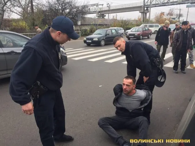У Луцьку нетверезий водій спричинив ДТП (Фото)