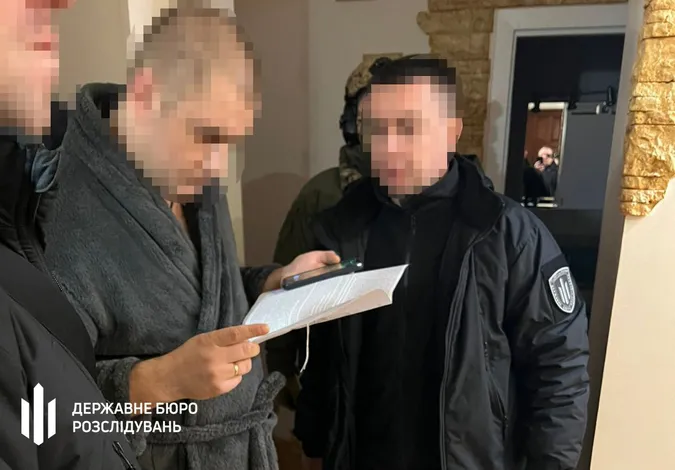 На Дніпропетровщині заступник командира частини привласнив 24 прилади нічного бачення (фото)