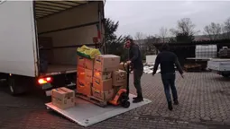 Генератори, павербанки, ліхтарі: Боратинська громада отримала допомогу з Німеччини (фото)