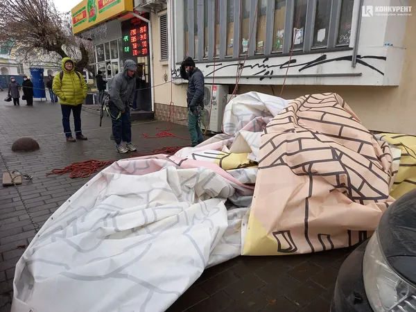 З луцького «Бім-Бома» вітатимуть зі святами (фото)