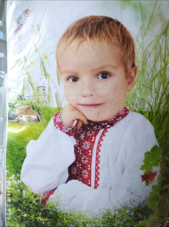 Пішов гуляти і не повернувся: на Волині зник другокласник (фото)