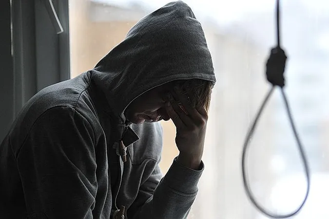 В Україні зросла кількість самогубств серед дітей: що до цього призводить