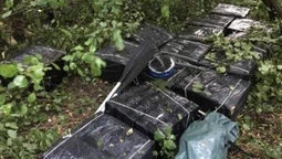 У лісі на Волині знайшли сховок контрабандистів (фото)