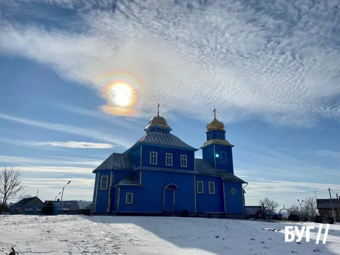 На Волині священник «МП» забрав з парафіяльного будинку унітаз і здер ламінат