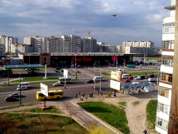 Лучани під час мінування залишаються біля автозаправок, – волинська поліція