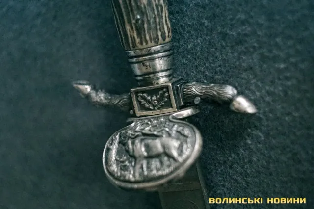 П'ять особливих клинків Волинського краєзнавчого музею: чим вони цікаві (фото)