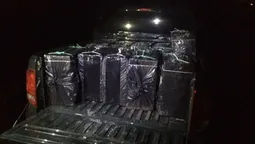 На Волині затримали джип з 20 ящиками контрабандних сигарет (фото, відео)