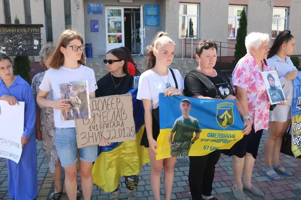 У Горохові відбулася акція на підтримку полонених та безвісти зниклих захисників (фото)