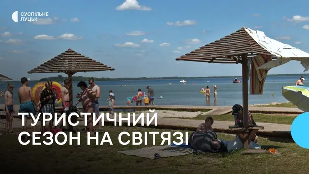 Без фестивалів і дискотек: чим туристи займаються на Світязі (фото, відео)