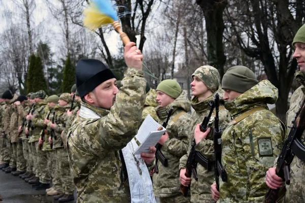 У Луцьку новобранці-прикордонники склали присягу на вірність Україні (фото)