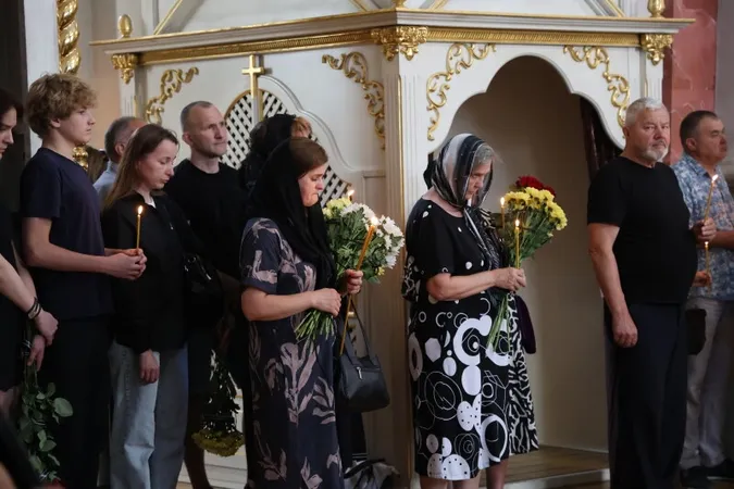 У Луцьку попрощались із Героєм Едуардом Павловським (фото)